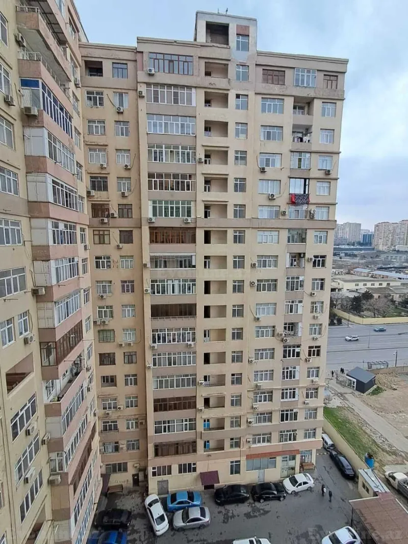 Satılır 3 otaqlı Mənzil Yeni tikili 130 m² 8 Noyabr m. - şəkil 13