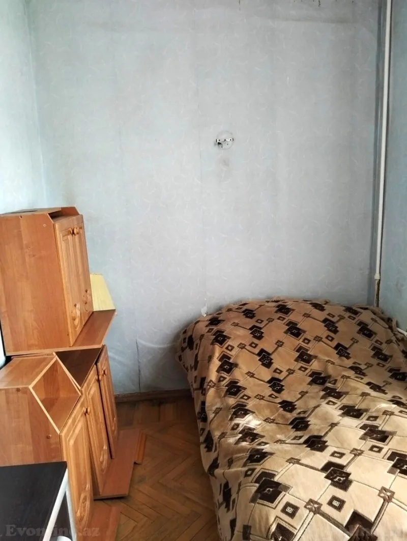 Satılır 2 otaqlı Mənzil Köhnə tikili 45 m² 28 May m. - şəkil 3