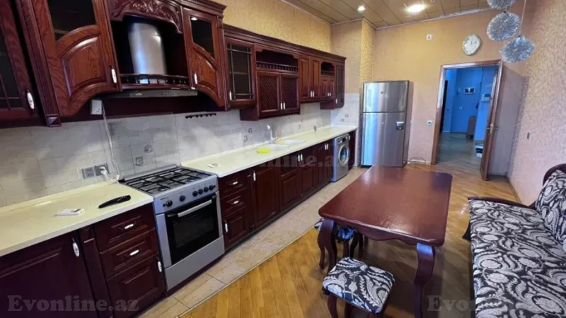 Kirayə verilir 3 otaqlı Mənzil Yeni tikili 176 m² Nizami m. - şəkil 5