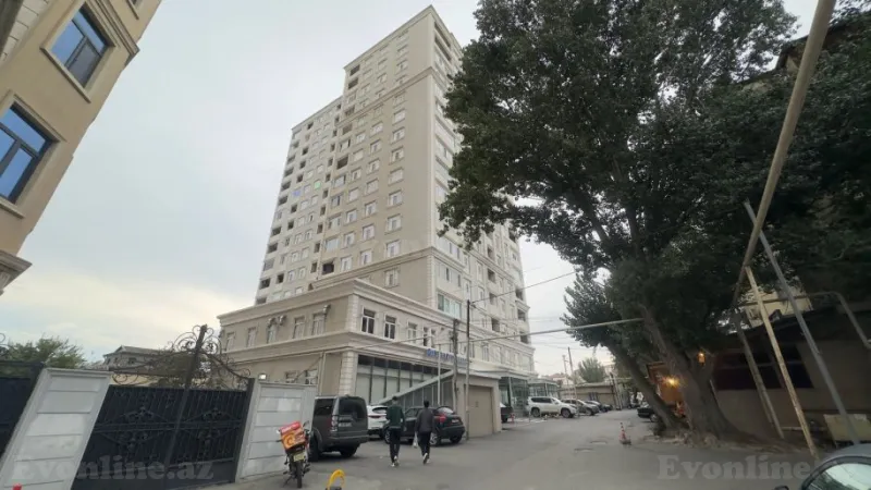 Satılır 3 otaqlı Mənzil Yeni tikili 126 m² 20 Yanvar m.