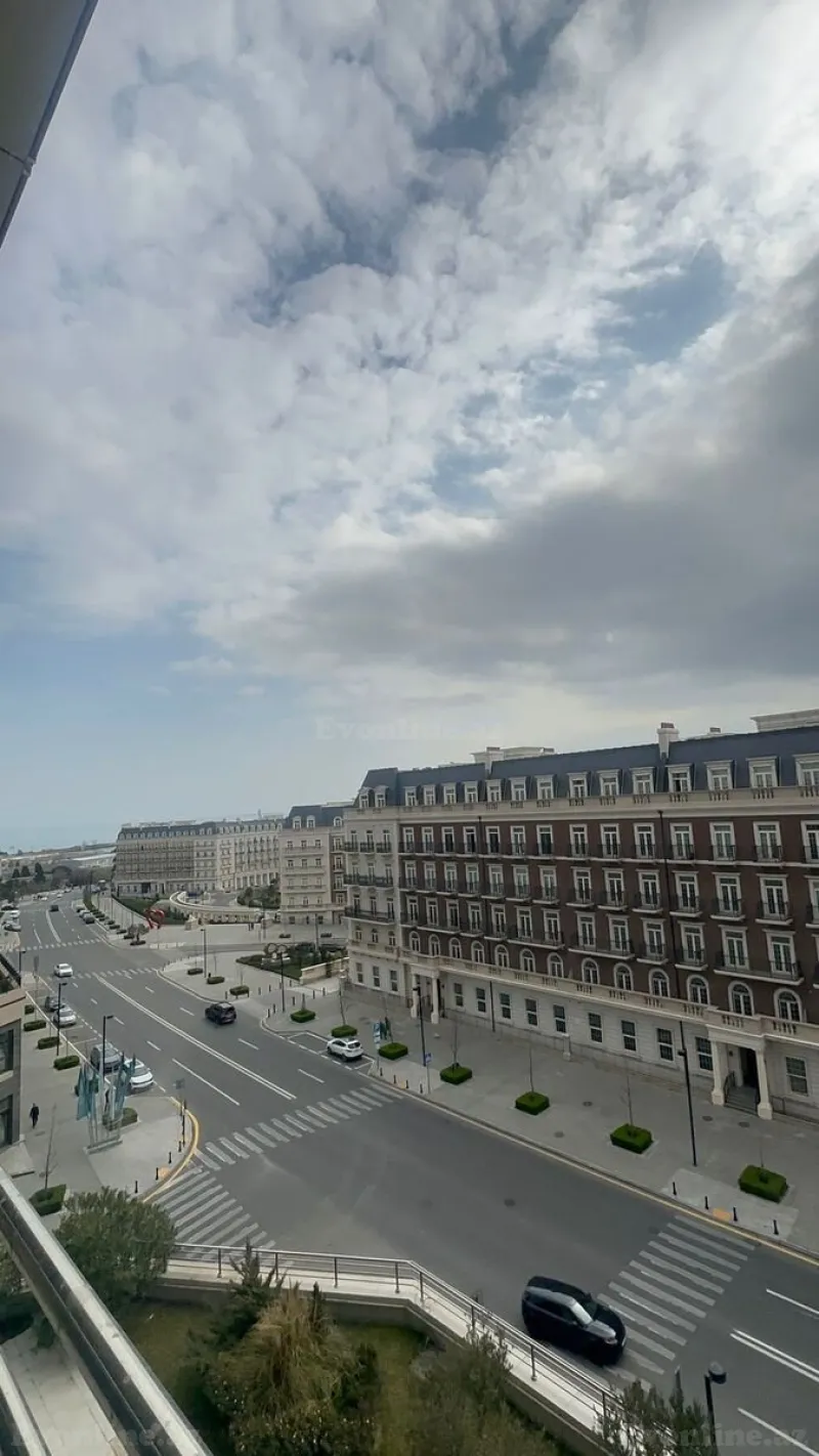 Satılır 5 otaqlı Mənzil Yeni tikili 245 m² Xətai r. - şəkil 2