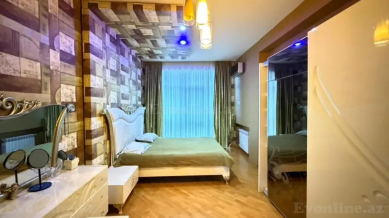 Satılır 3 otaqlı Mənzil Yeni tikili 130 m² Nəriman Nərimanov m.