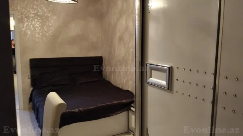 Satılır 3 otaqlı Mənzil Yeni tikili 92.6 m² İnşaatçılar m. - şəkil 2