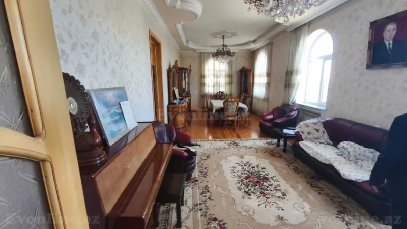 Satılır 5 otaqlı Həyət evi 280 m² Novxanı - şəkil 12