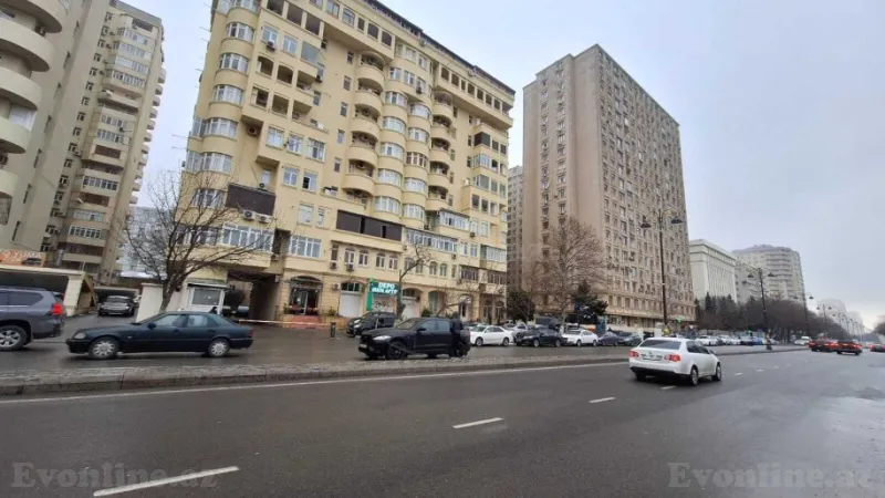 Satılır 2 otaqlı Mənzil Yeni tikili 60 m² İnşaatçılar m.