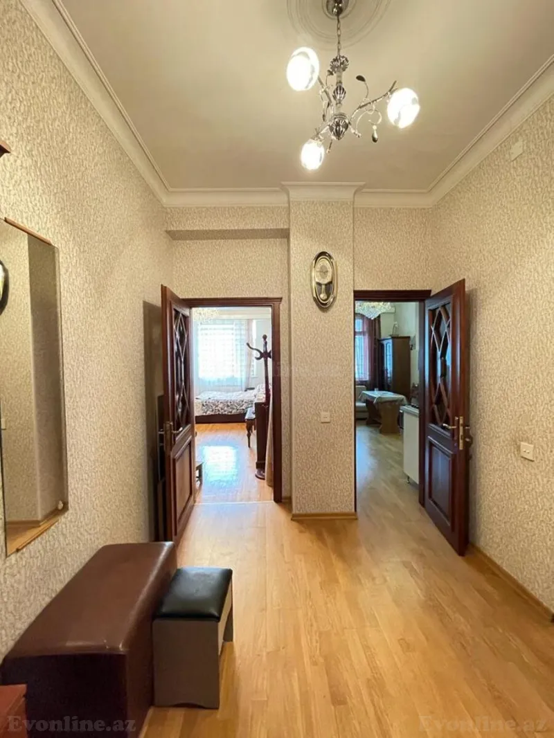 Satılır 2 otaqlı Mənzil Yeni tikili 60 m² İnşaatçılar m. - şəkil 2