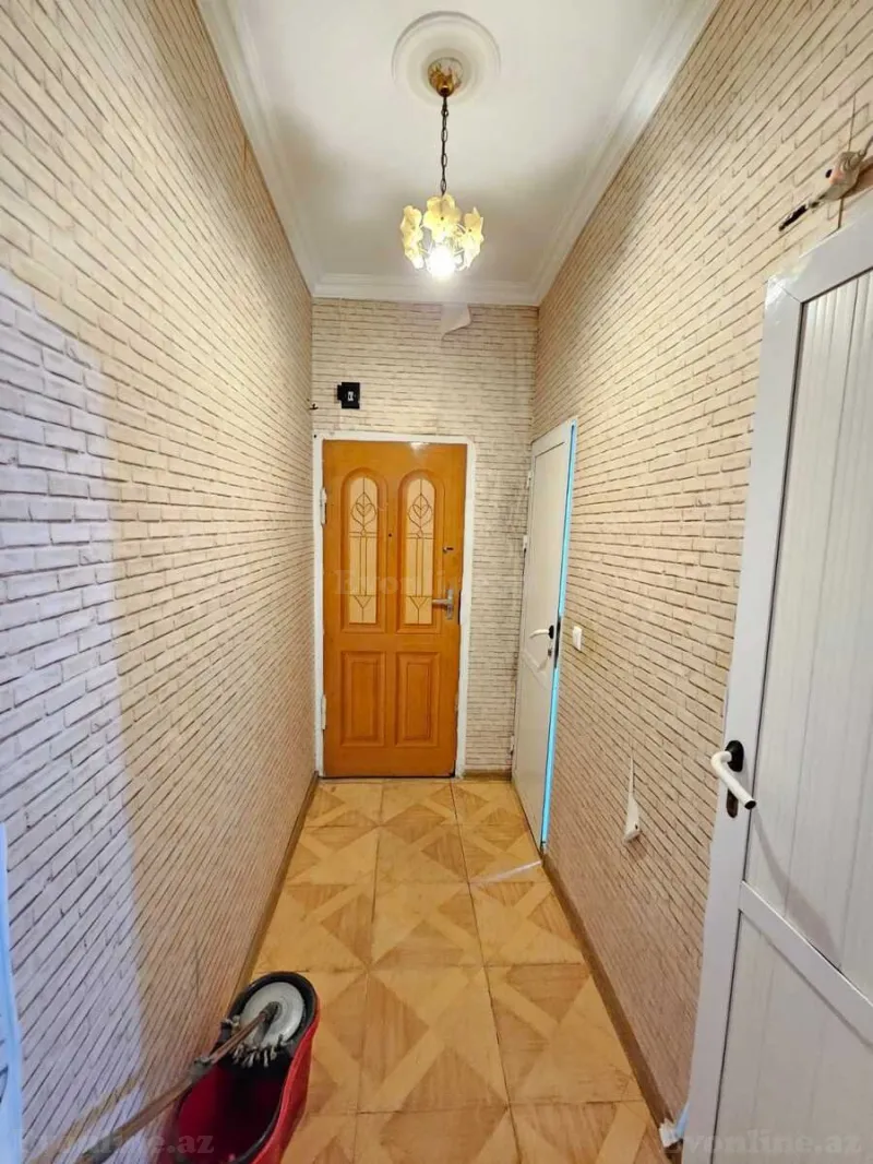 Satılır 3 otaqlı Mənzil Köhnə tikili 50 m² Memar Əcəmi m. - şəkil 3