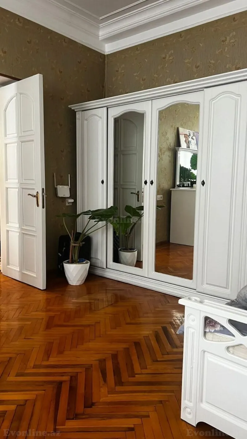 Kirayə verilir 1 otaqlı Mənzil Köhnə tikili 50 m² Sahil m. - şəkil 5