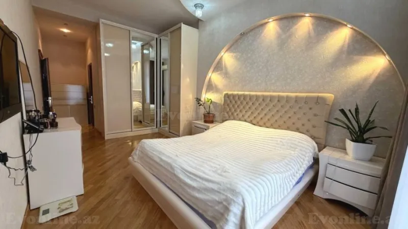 Satılır 4 otaqlı Mənzil Yeni tikili 160.5 m² Xətai m. - şəkil 2