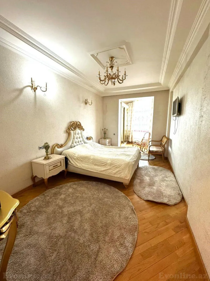 Satılır 4 otaqlı Mənzil Yeni tikili 190 m² Elmlər Akademiyası m. - şəkil 6