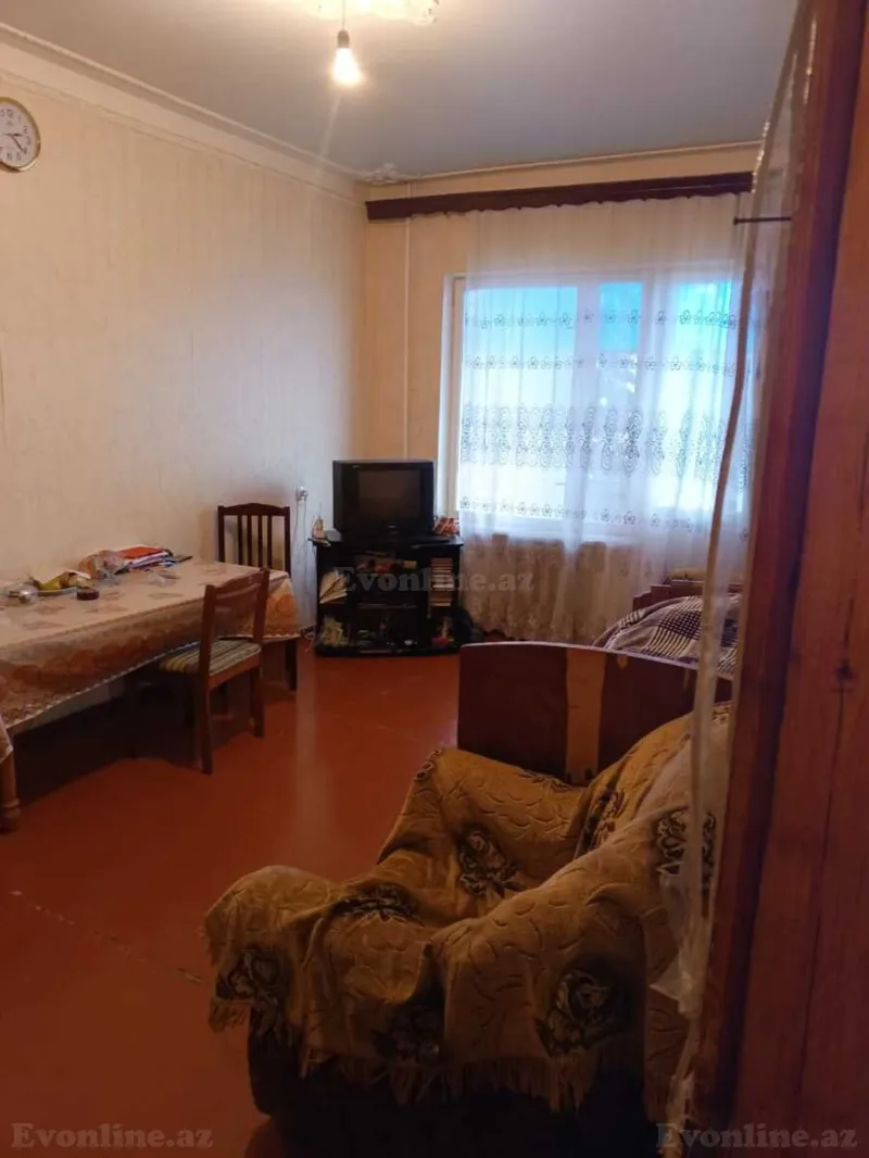 Satılır 3 otaqlı Mənzil Köhnə tikili 85 m² Həzi Aslanov m.