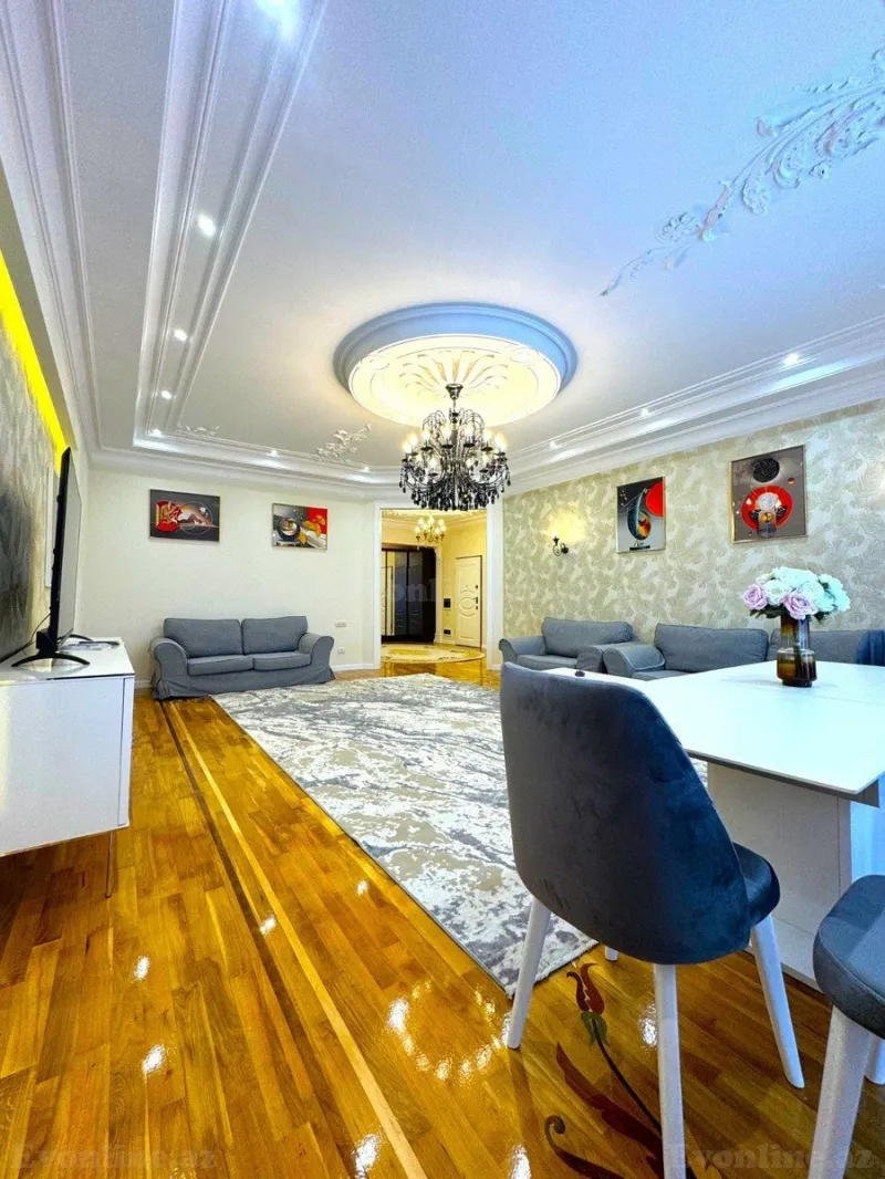 Satılır 4 otaqlı Mənzil Yeni tikili 230 m² 28 May m. - şəkil 2