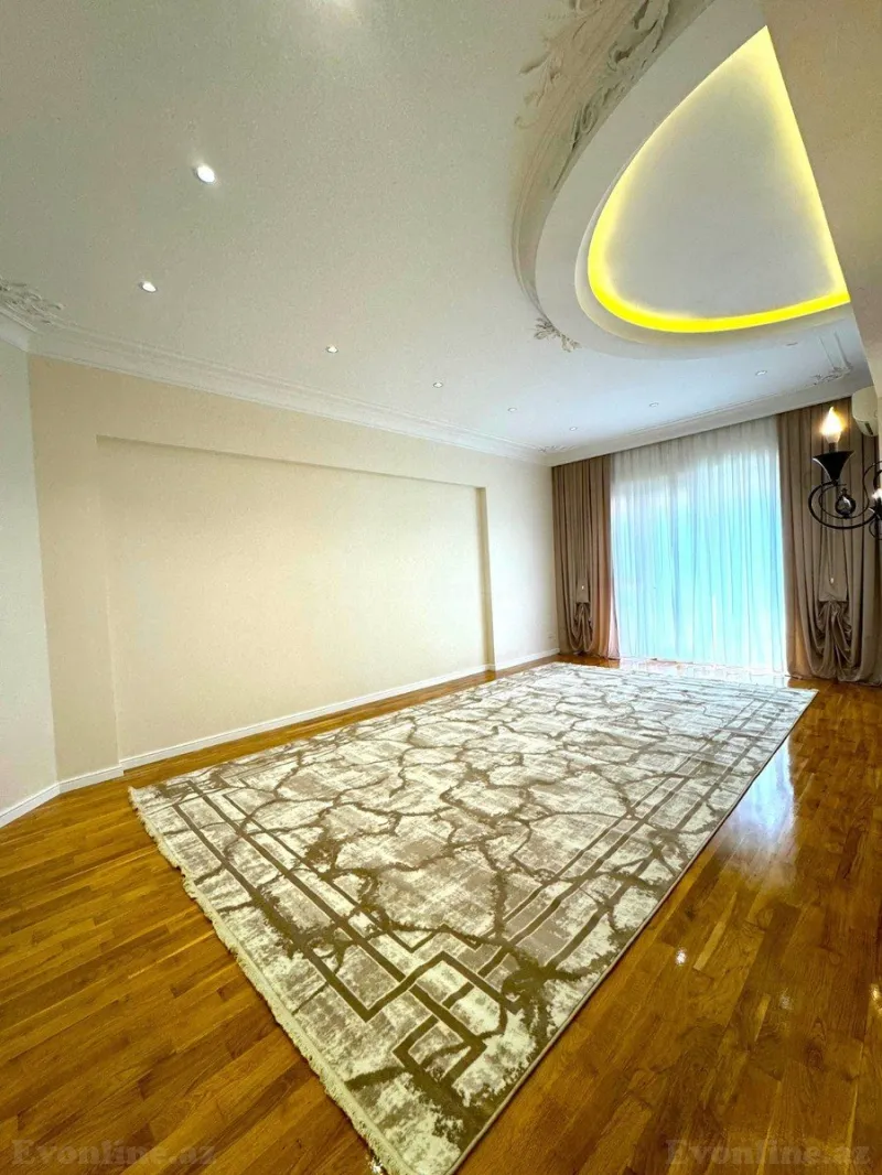 Satılır 4 otaqlı Mənzil Yeni tikili 230 m² 28 May m. - şəkil 9