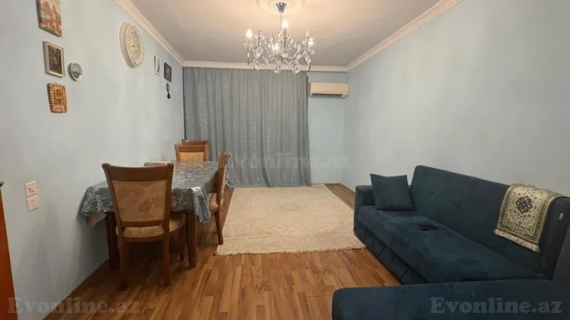 Satılır 3 otaqlı Mənzil Köhnə tikili 80 m² İnşaatçılar m.