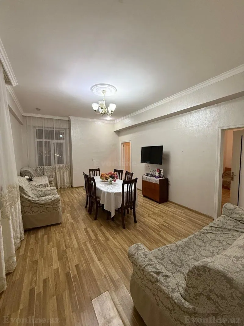 3 otaqlı Mənzil 82 m² Xırdalan Kirayə verilir