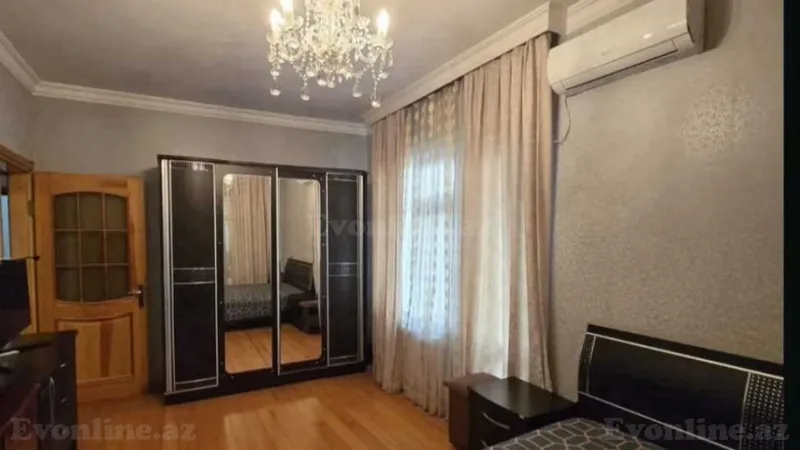 Satılır 4 otaqlı Mənzil Köhnə tikili 110 m² 4-cü mikrorayon - şəkil 2