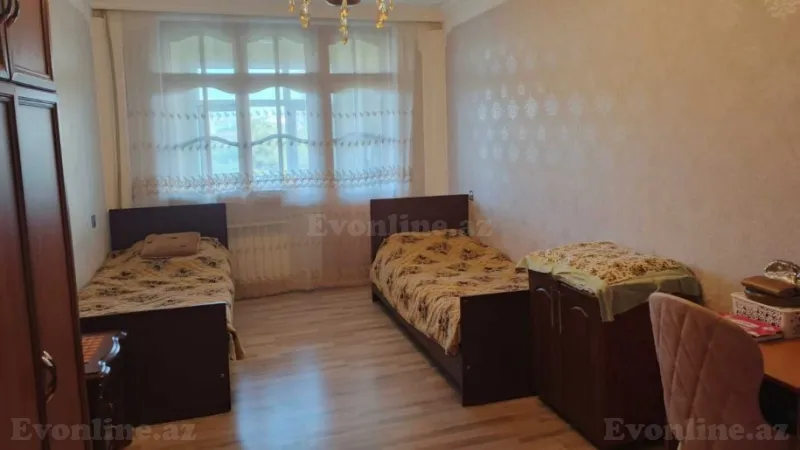 Satılır 4 otaqlı Mənzil Köhnə tikili 120 m² Nizami r. - şəkil 4