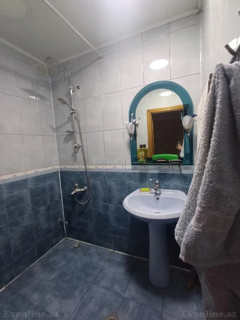 Satılır 4 otaqlı Mənzil Köhnə tikili 120 m² Nizami r. - şəkil 9