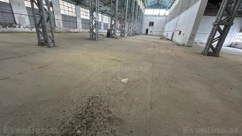 Kirayə verilir Obyekt 1800 m² Binəqədi