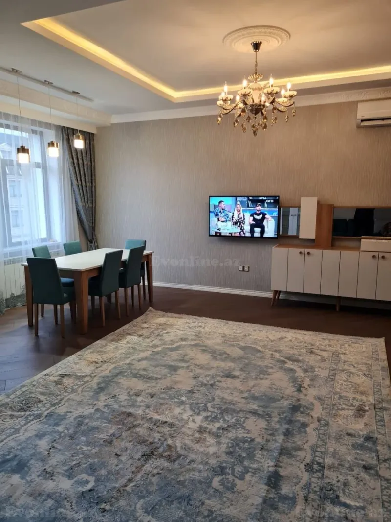 Kirayə verilir 4 otaqlı Mənzil Yeni tikili 210 m² Xətai r. - şəkil 3
