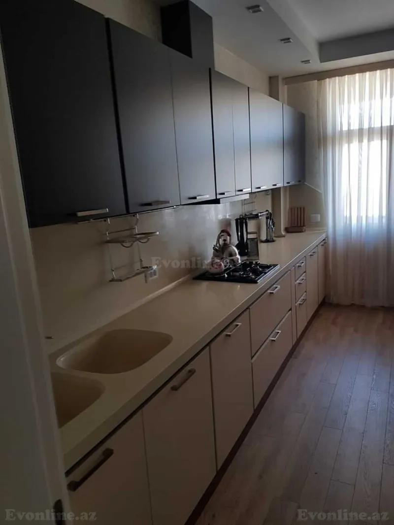 Kirayə verilir 3 otaqlı Mənzil Yeni tikili 190 m² Xətai m. - şəkil 11