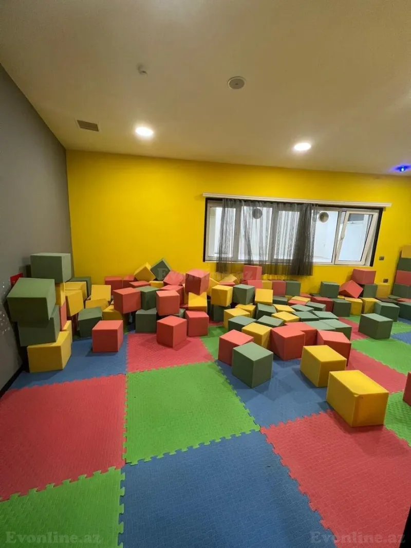 Bakı, Nəsimi r., 8 Noyabr m.da obyekt kirayə verilir