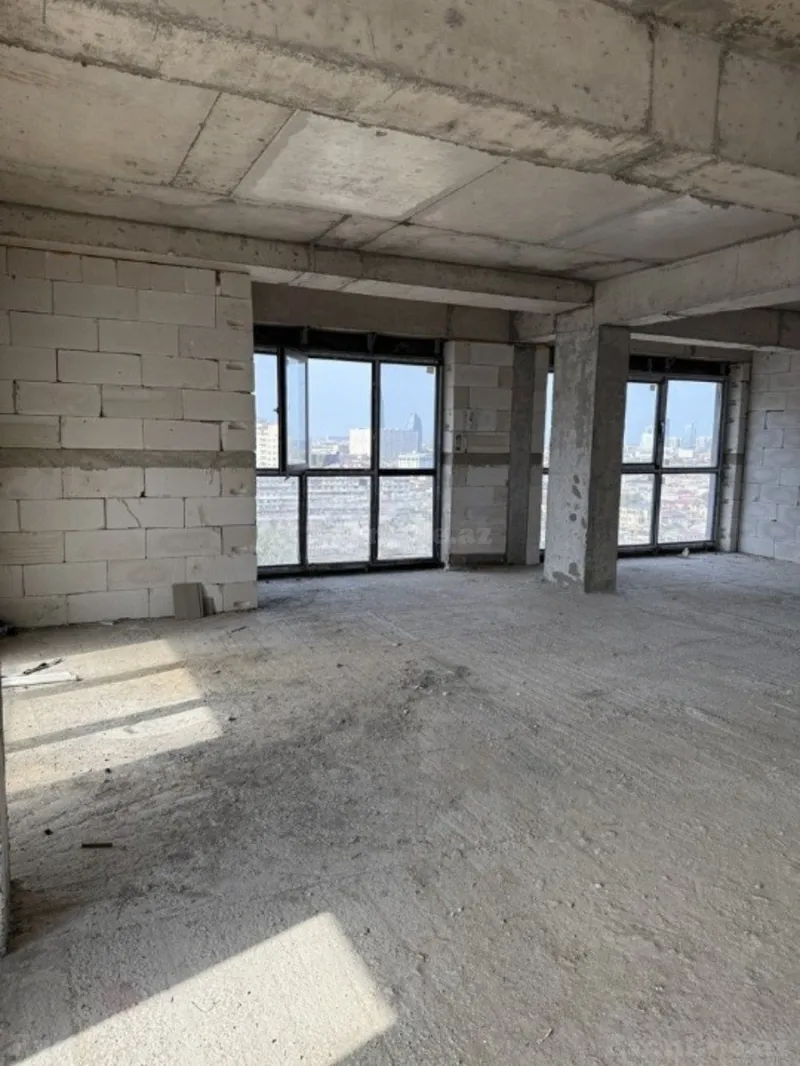 Satılır 4 otaqlı Mənzil Yeni tikili 170 m² Xətai m. - şəkil 5