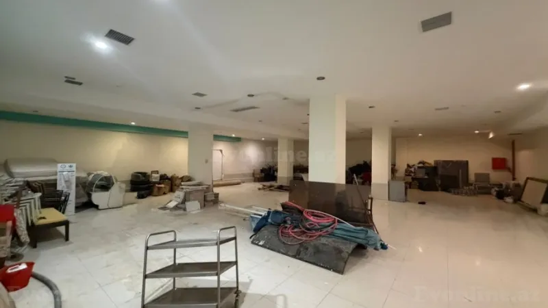 Kirayə verilir Obyekt 600 m² 8 Noyabr m. - şəkil 6