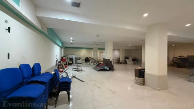 Kirayə verilir Obyekt 600 m² 8 Noyabr m. - şəkil 7