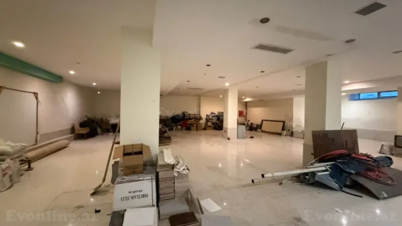 Kirayə verilir Obyekt 600 m² 8 Noyabr m. - şəkil 8