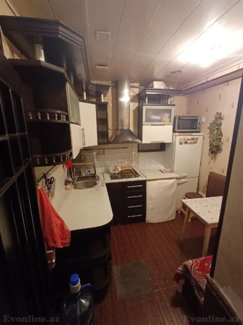 Satılır 3 otaqlı Mənzil Köhnə tikili 65 m² Nəriman Nərimanov m.