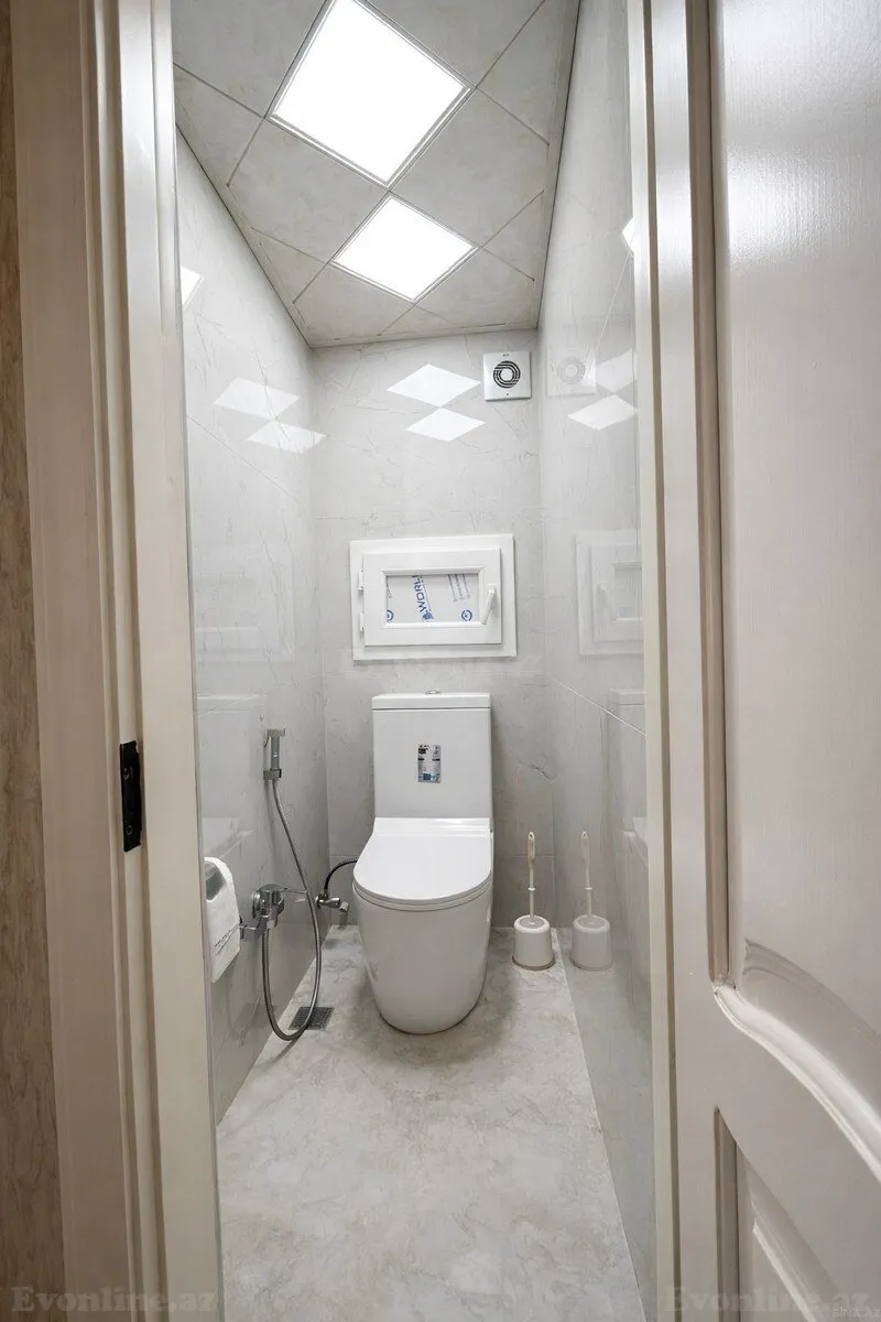 Satılır 3 otaqlı Mənzil Köhnə tikili 75 m² Nərimanov r. - şəkil 8