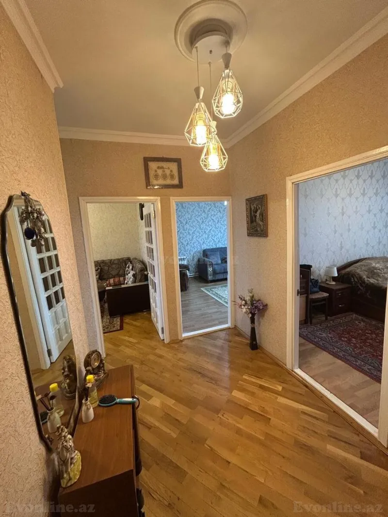 Satılır 3 otaqlı Mənzil Köhnə tikili 85 m² Yeni Yasamal - şəkil 12