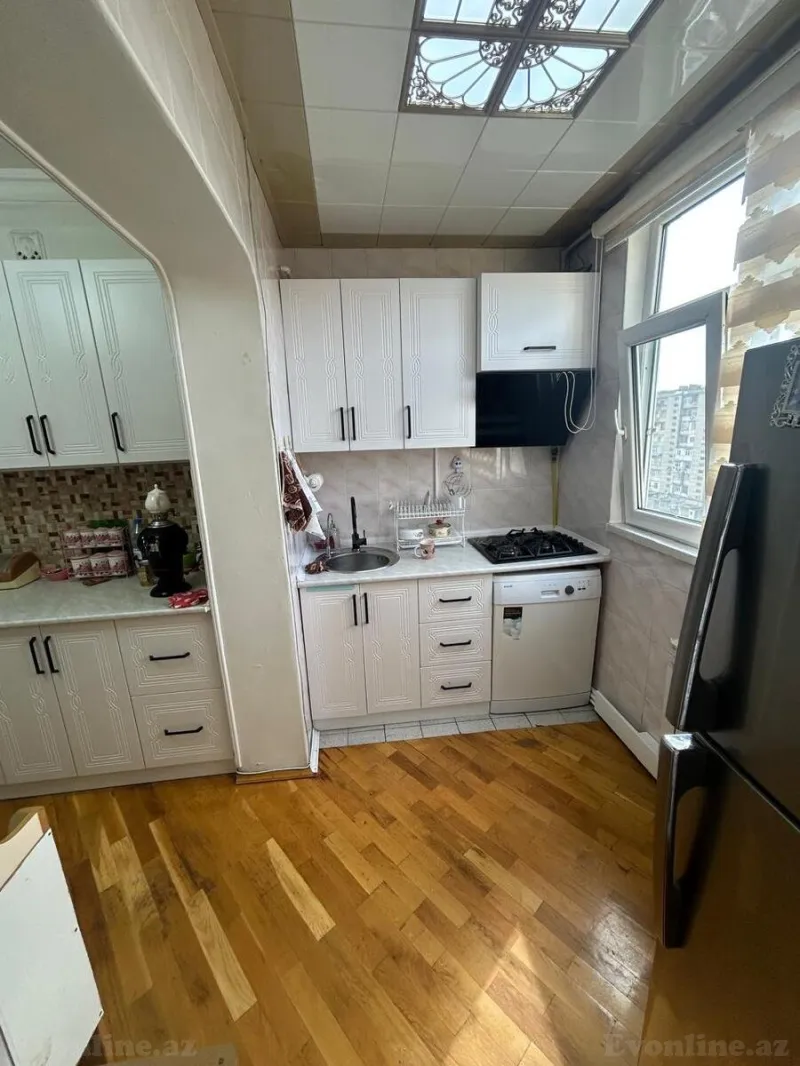 Satılır 3 otaqlı Mənzil Köhnə tikili 85 m² Yeni Yasamal - şəkil 14