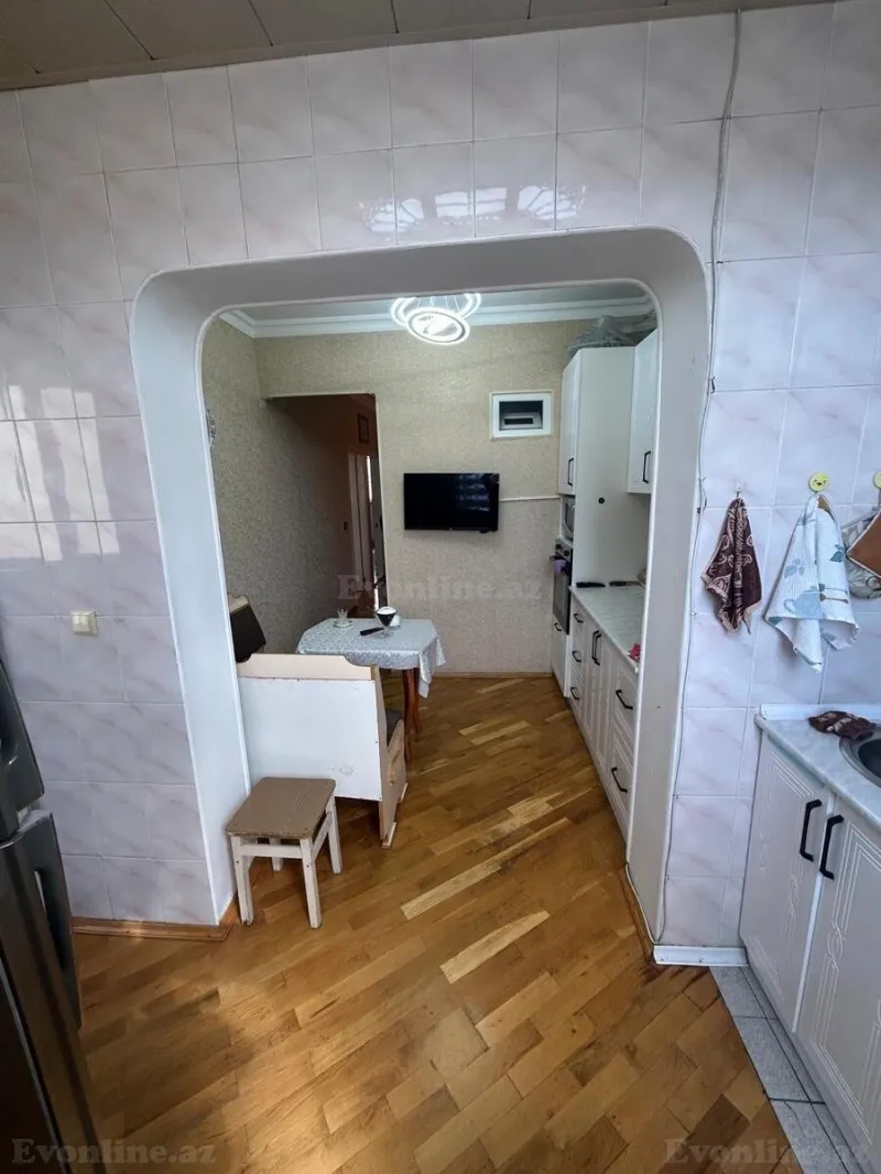 Satılır 3 otaqlı Mənzil Köhnə tikili 85 m² Yeni Yasamal - şəkil 15