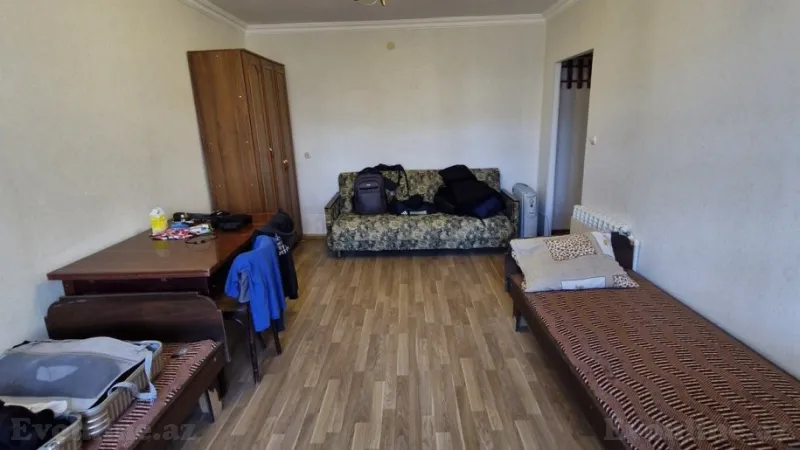 Satılır 1 otaqlı Mənzil Köhnə tikili 40 m² Gənclik m. - şəkil 2