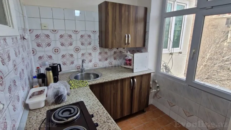 Satılır 1 otaqlı Mənzil Köhnə tikili 40 m² Gənclik m. - şəkil 5