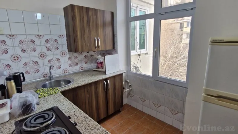 Satılır 1 otaqlı Mənzil Köhnə tikili 40 m² Gənclik m. - şəkil 6