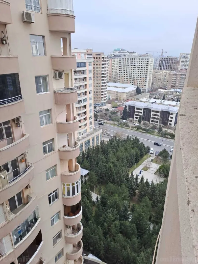 Satılır 3 otaqlı Mənzil Yeni tikili 150 m² Yasamal - şəkil 8