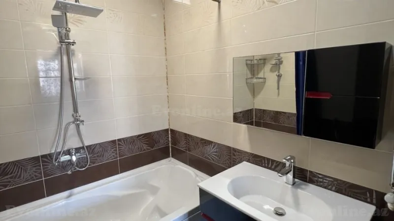 Kirayə verilir 3 otaqlı Mənzil Yeni tikili 160 m² Nərimanov r. - şəkil 12