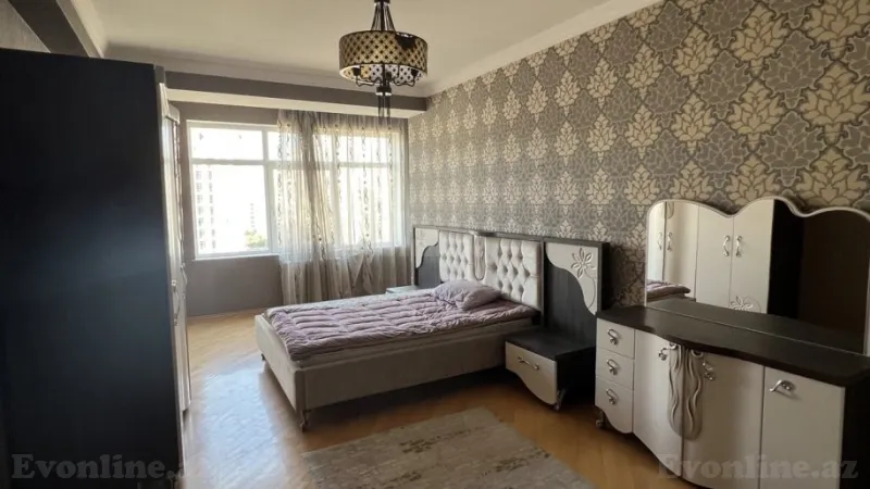 Kirayə verilir 3 otaqlı Mənzil Yeni tikili 160 m² Nərimanov r. - şəkil 14