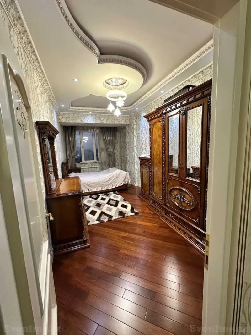 Satılır 4 otaqlı Mənzil Yeni tikili 168 m² Qara Qarayev m. - şəkil 7