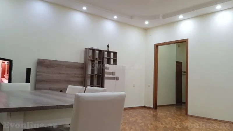 Kirayə verilir 2 otaqlı Mənzil Yeni tikili 90 m² 28 May m. - şəkil 10