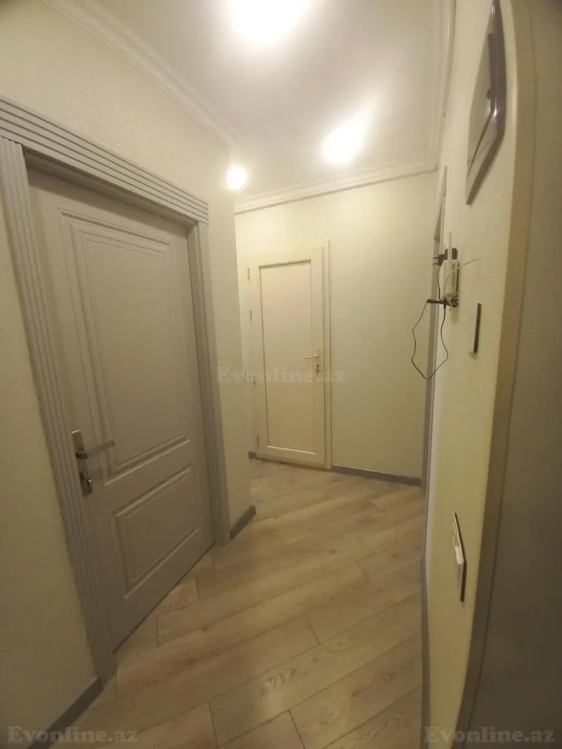 Satılır 2 otaqlı Mənzil Köhnə tikili 60 m² Nərimanov r. - şəkil 18