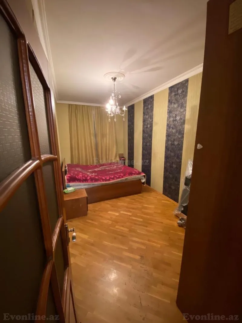 Kirayə verilir 2 otaqlı Mənzil Köhnə tikili 46 m² Memar Əcəmi m. - şəkil 3