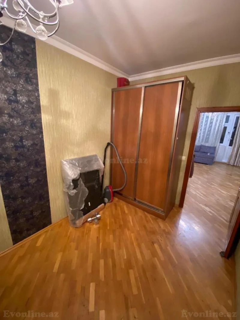 Kirayə verilir 2 otaqlı Mənzil Köhnə tikili 46 m² Memar Əcəmi m. - şəkil 5