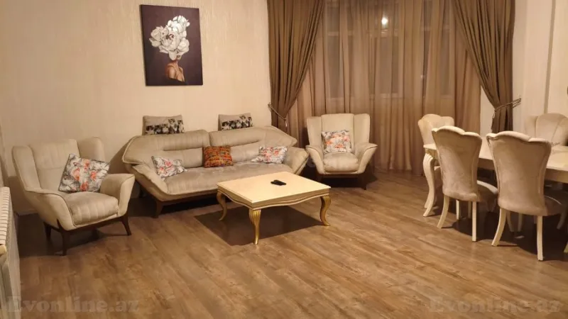 Kirayə verilir 3 otaqlı Mənzil Yeni tikili 100 m² İnşaatçılar m.