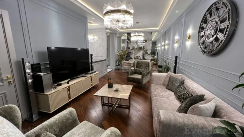 Satılır 2 otaqlı Mənzil Yeni tikili 106 m² 8 Noyabr m. - şəkil 3