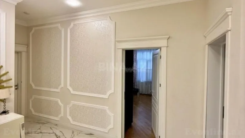 Kirayə verilir 4 otaqlı Mənzil Yeni tikili 190 m² Gənclik m. - şəkil 5