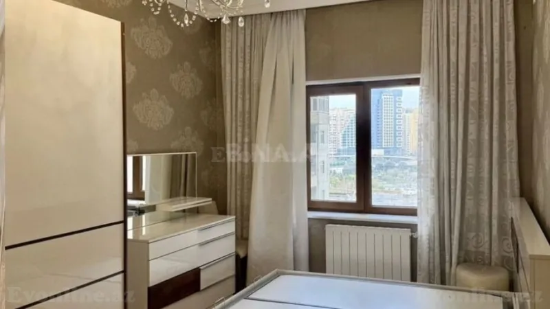 Kirayə verilir 4 otaqlı Mənzil Yeni tikili 190 m² Gənclik m. - şəkil 11